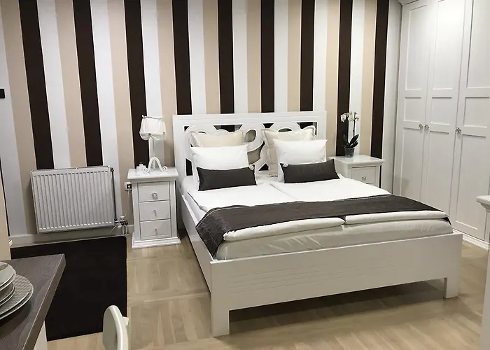 Lux New White Apartment