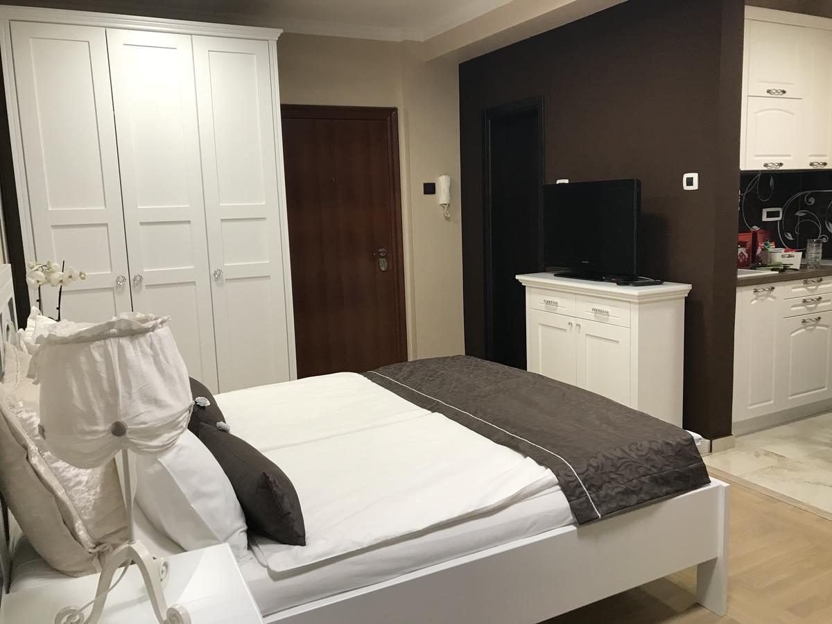 Apartment Lux New White *